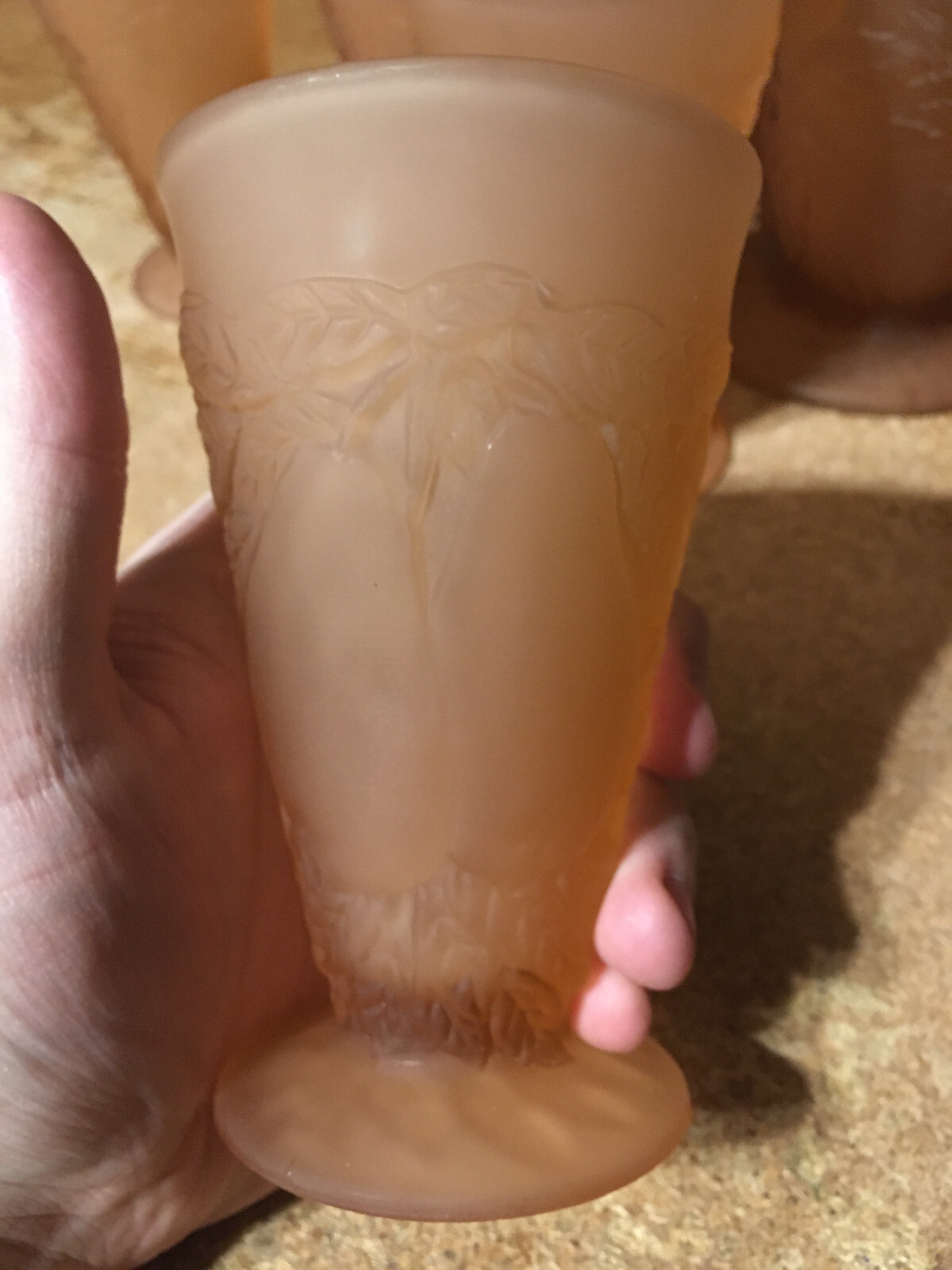 TIARA INDIANA GLASS CORAL SWEET PEAR GLASS PITCHER & 4 TUMBLERS GLASSES