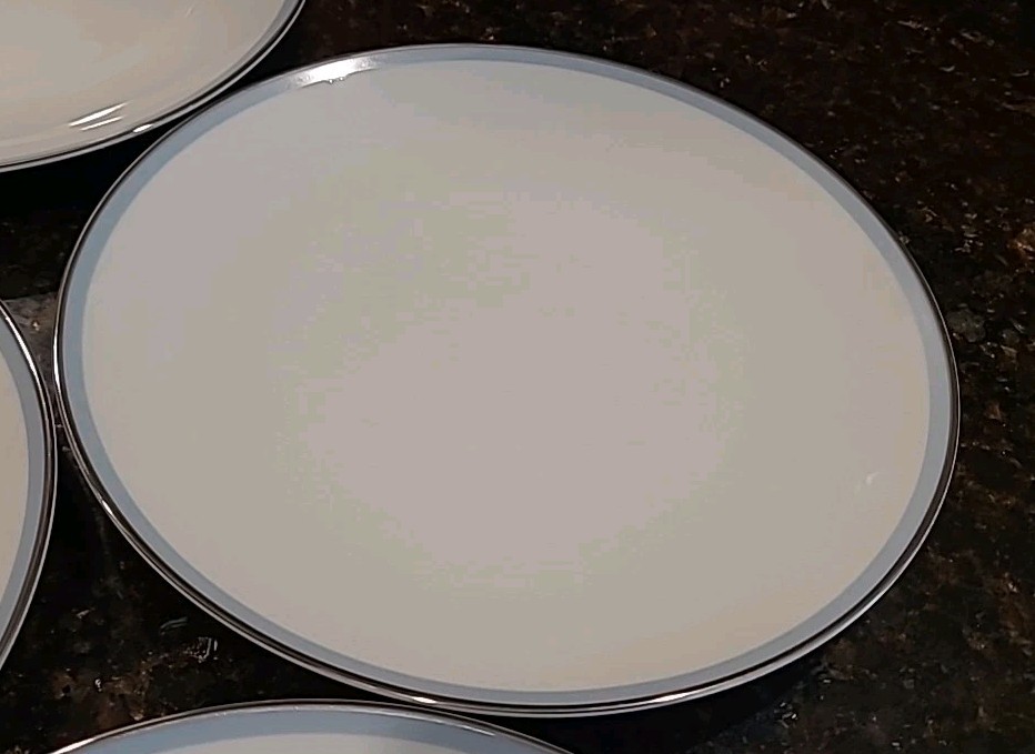 SET (8) Noritake China BLUETONE 8 1/8″ Salad Plates 6379 Japan. Blue, Platinum