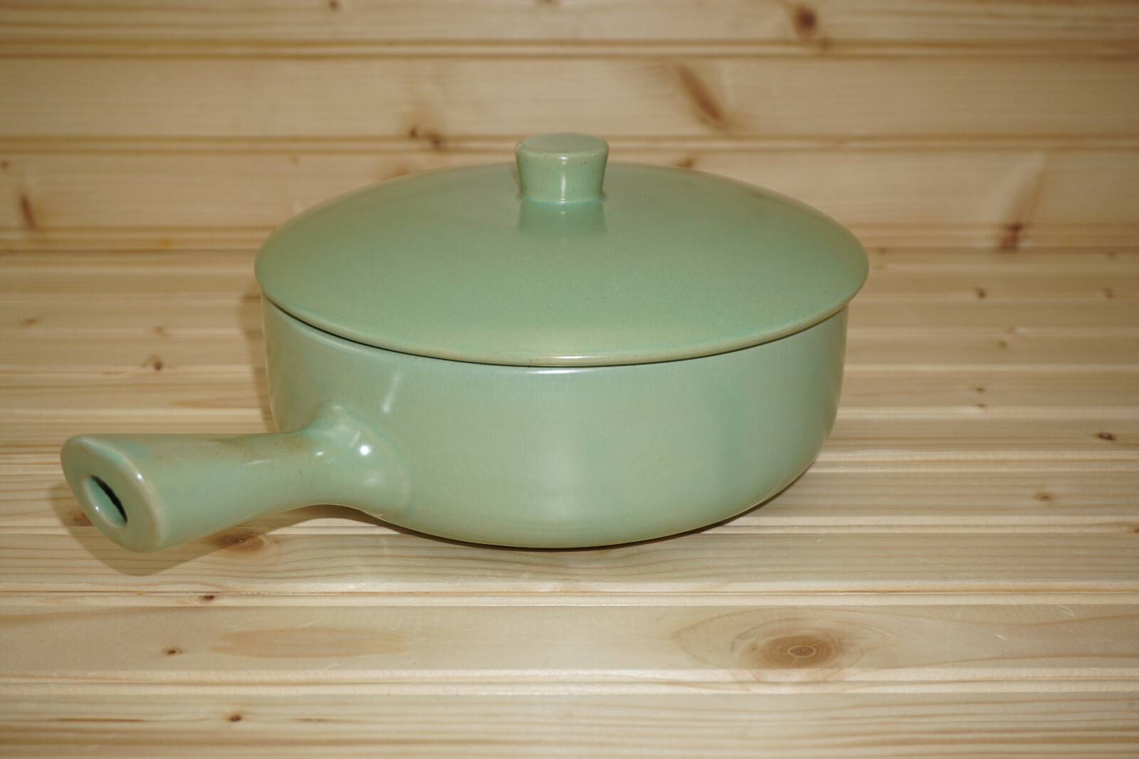 La Solana Green Handled Covered Casserole, 7 1/2″ Box #3 (B20)