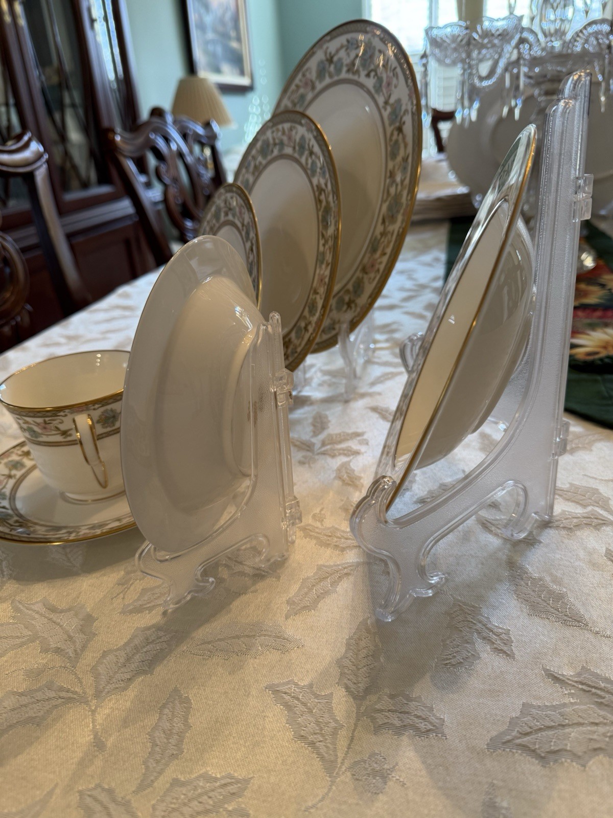 NORITAKE Bone China Sakura (9704) 10: 7 Piece Place Settings + Serving Pieces