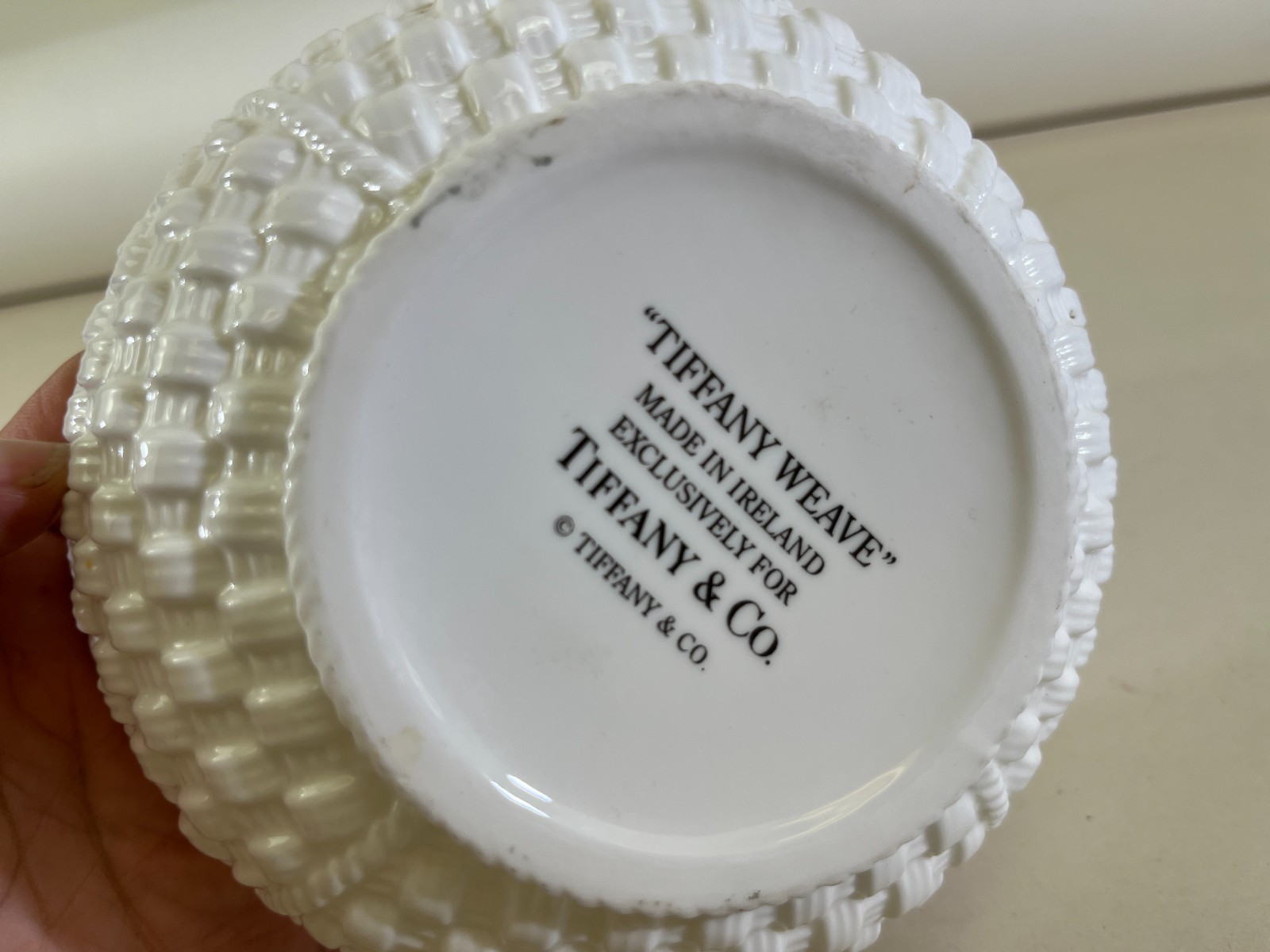 VTG Tiffany Weave Coupe Cereal 6″ Bowl Milk Glass Ireland Charity DS75