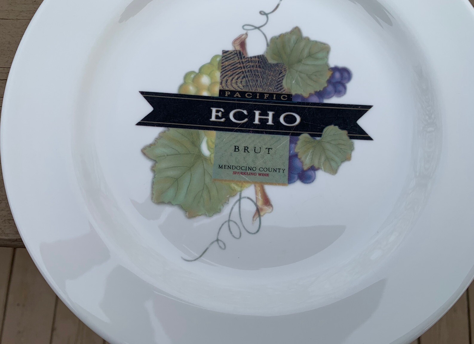 Wedgwood Vintage Collection Grand Gourmet 8 5/8”Salad Plate Bone China Vineyards
