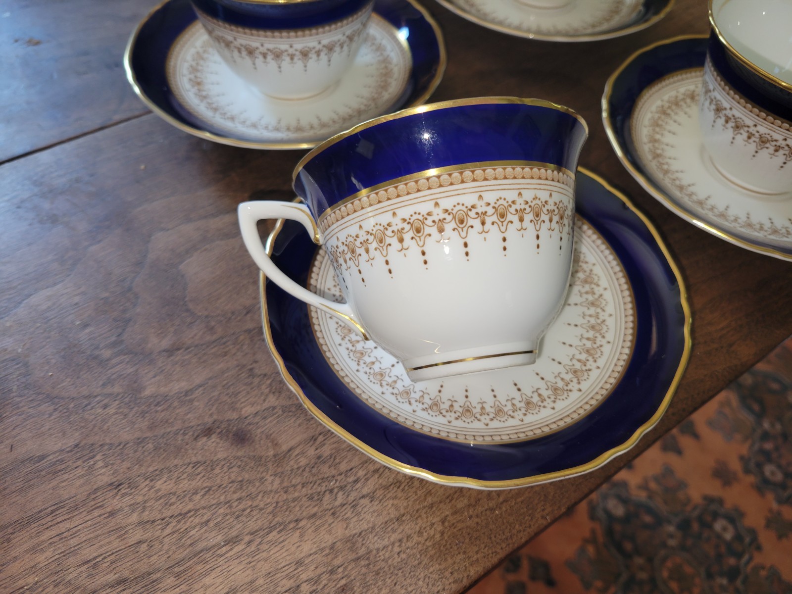 Set Of 4 ROYAL WORCESTER Fine Bone China REGENCY BLUE Tea Cups & Saucers