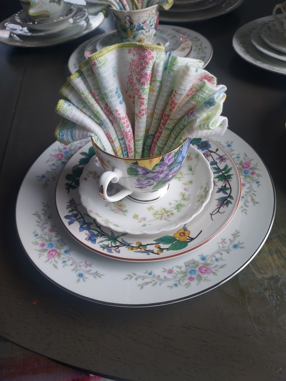 6 Garden Party Place Settings Mismatched 4 Pc Floral Botanical Vtg China Napkins