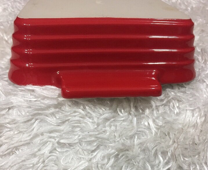 Le Gourmet Chef Red Stoneware Baking Dish Rectangle 10” x 7” Grooved Handles