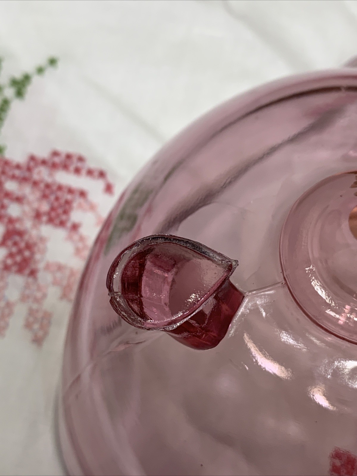 Viking Heart Shaped Glass Candy Trinket Dish Cranberry Pink 3 Foot Dalzell Line