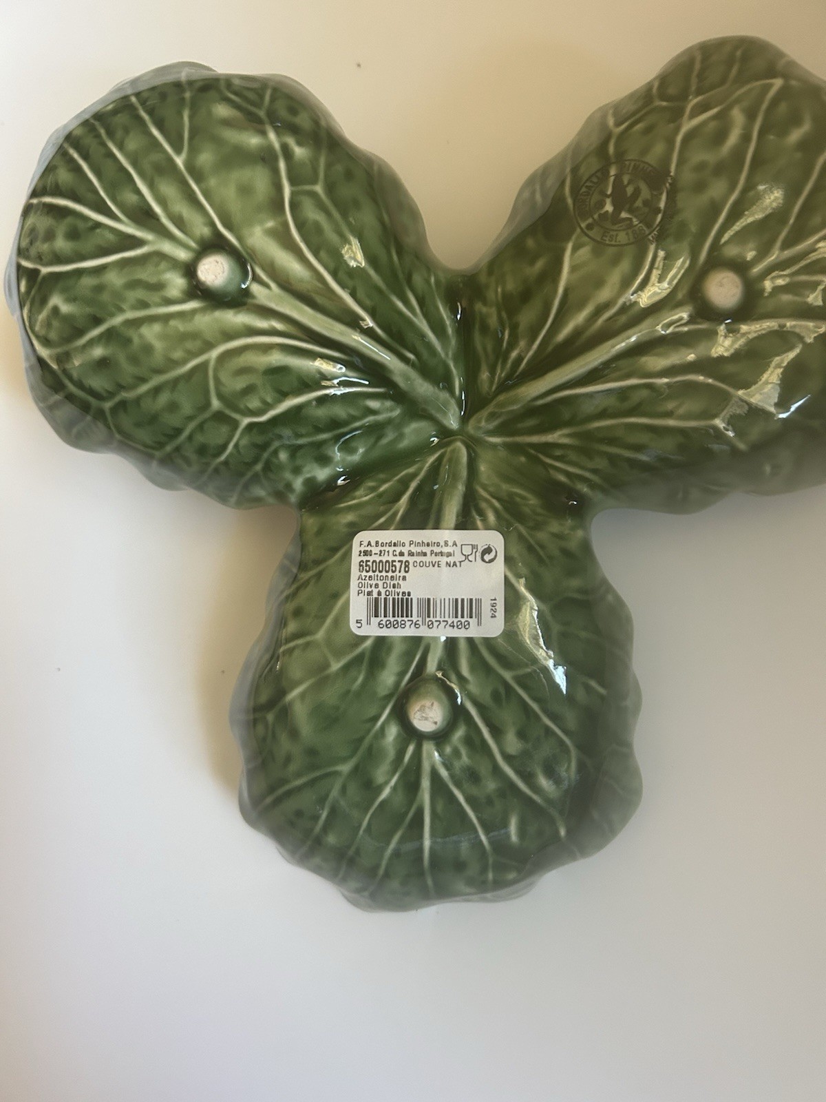 Bordallo Pinheiro Green Cabbage Leaf Olive Dish New
