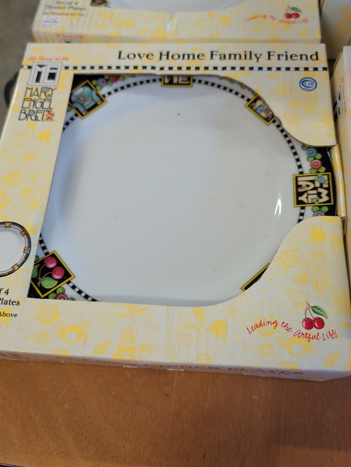 NIB Mary Engelbreit love home family friend 8 Person Dinner Place Setting – READ