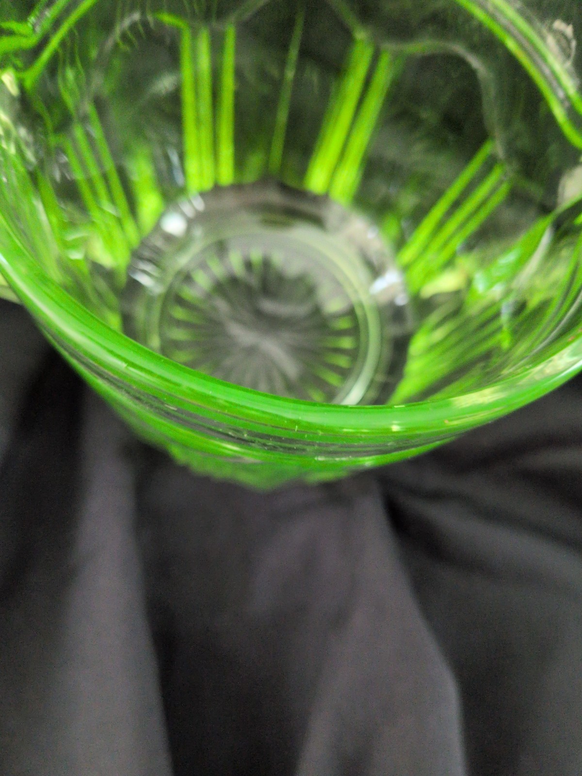 Jeannette Green Depression Glass Sugar Bowl w/ Lid Vaseline Uranium Glows