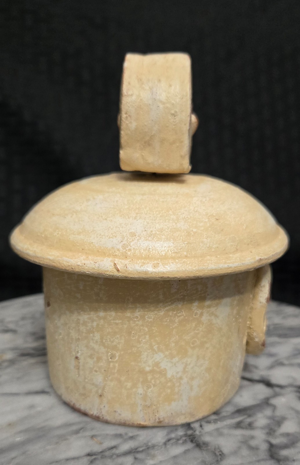 Beige Art Pottery Lidded Jar – Cream Glaze With Swirl-Shaped Handle 6″ Tall