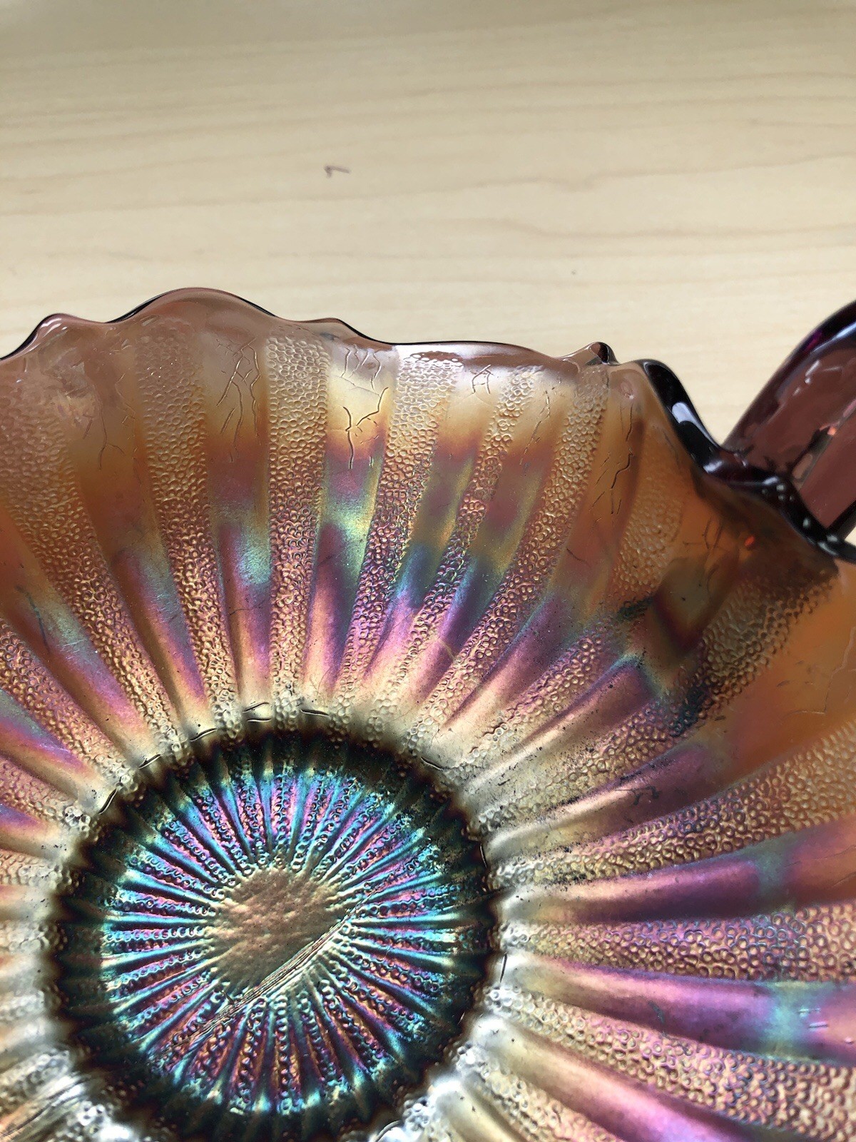 FENTON Stippled Rays Purple Amethyst Carnival Glass Double Handle Bowl Dish