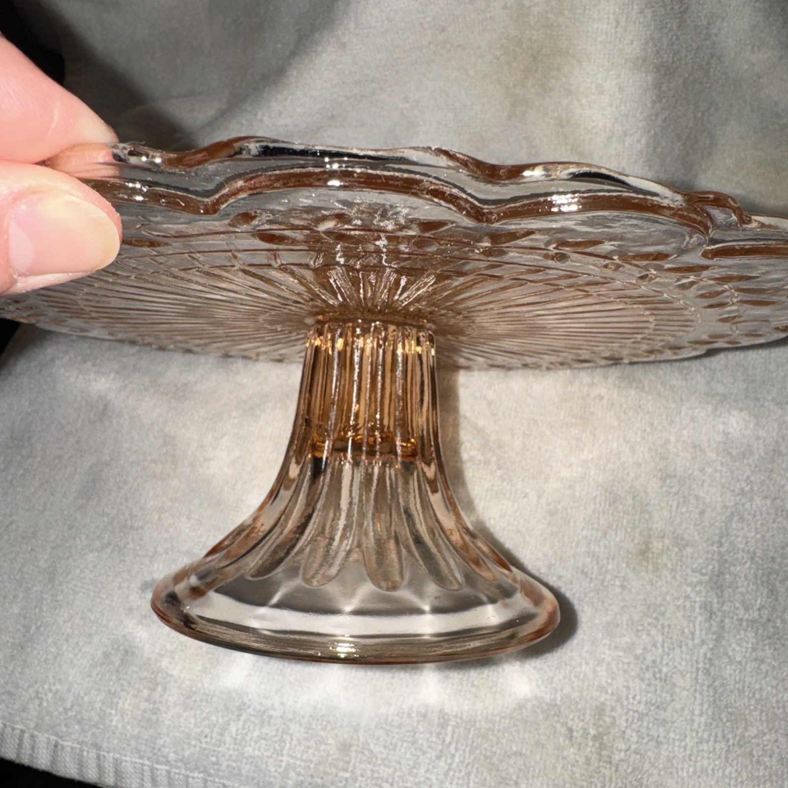 Cambridge Maison Pink Cake Stand By Circle Ware Crystal 9×3 inches