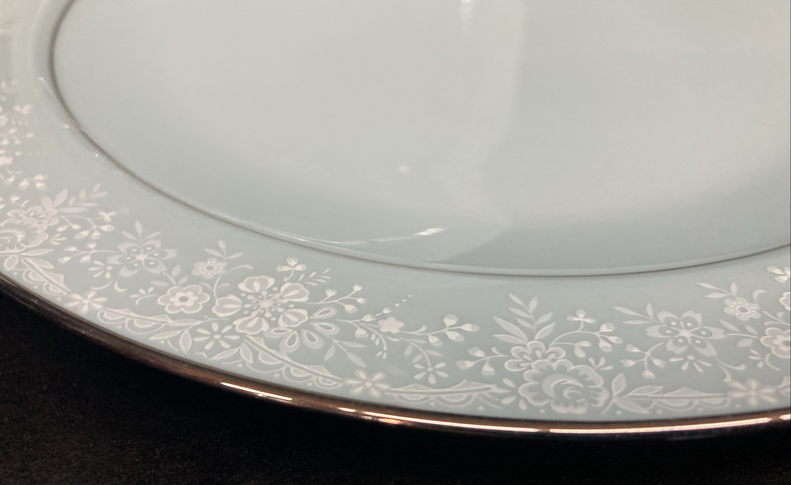 Noritake Fidelity 8003 Dinner Plates Blue 10 1/8” Set of 4