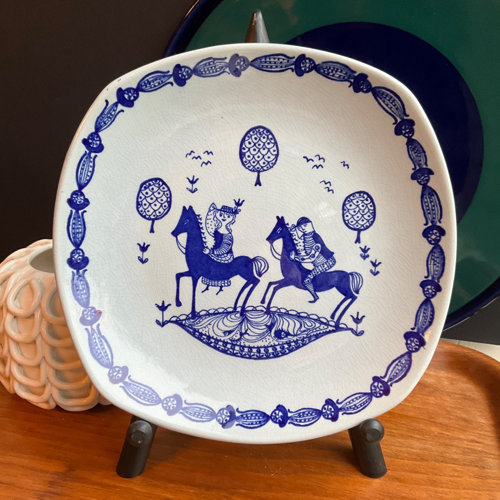 VTG STAVANGERFLINT NORWAY WALL PLATE KARI HORSES MID CENTURY SCANDINAVIAN 8″