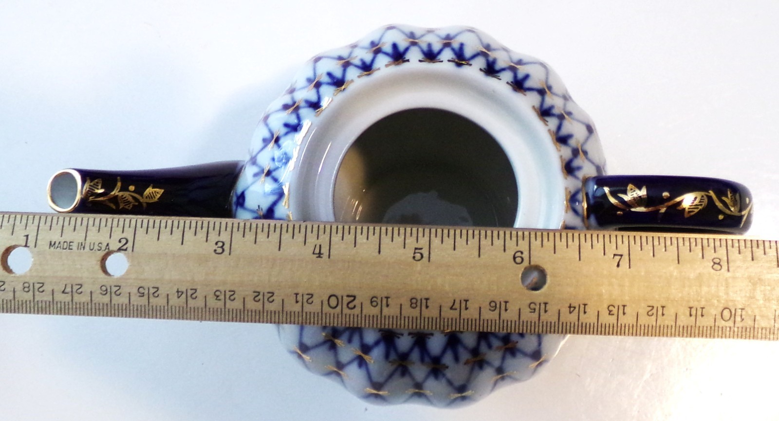VINTAGE LOMONOSOV RUSSIAN IMPERIAL COBALT NET with GOLD PORCELAIN TEAPOT 5 1/4″