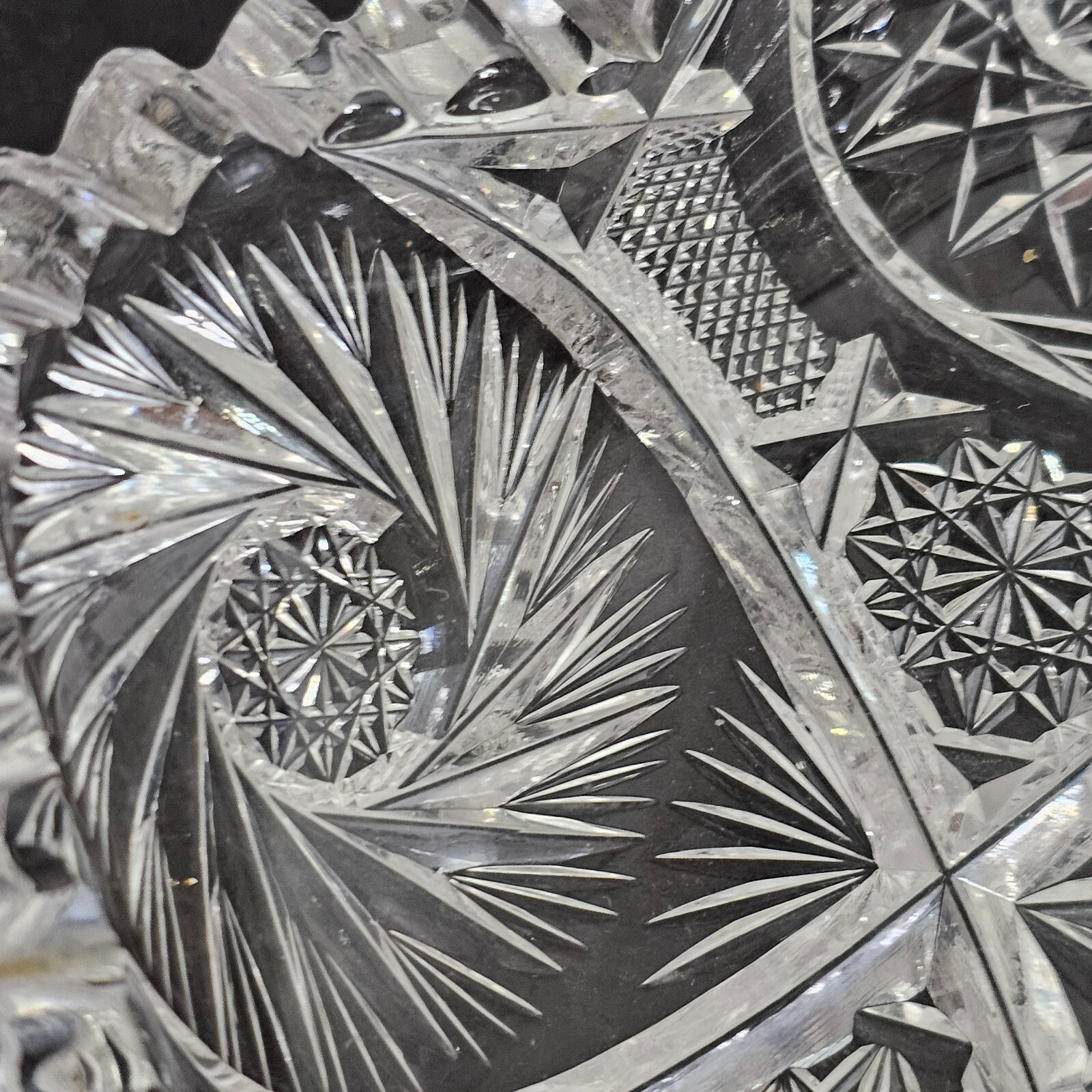 ABP American Brilliant Cut Glass Scalloped Hob Star Dish Sawtooth Pinwheel Bowl