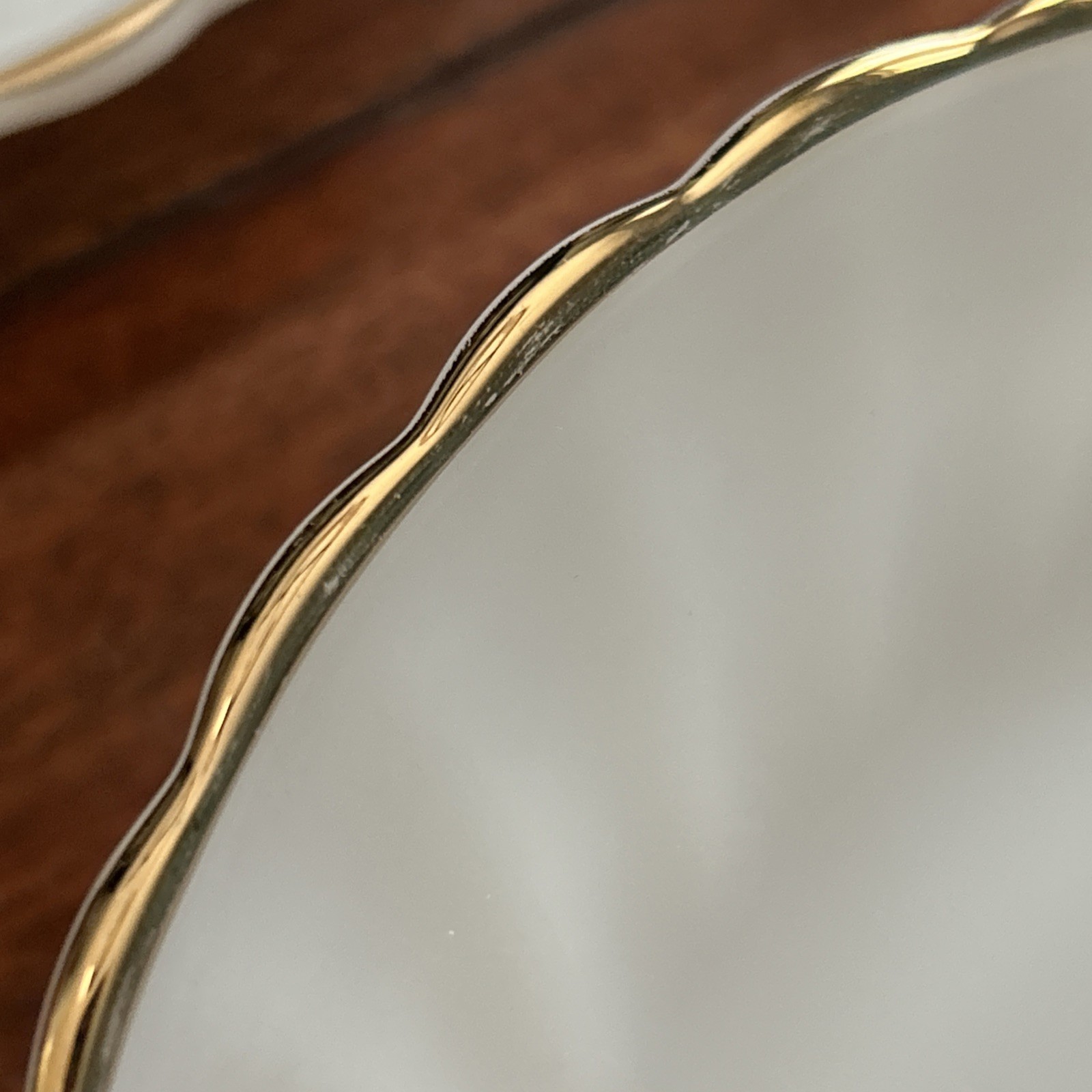 Vintage Anchor Hocking White Swirl Salad/Bread Plates 7.25″ Gold Trim Set Of 2