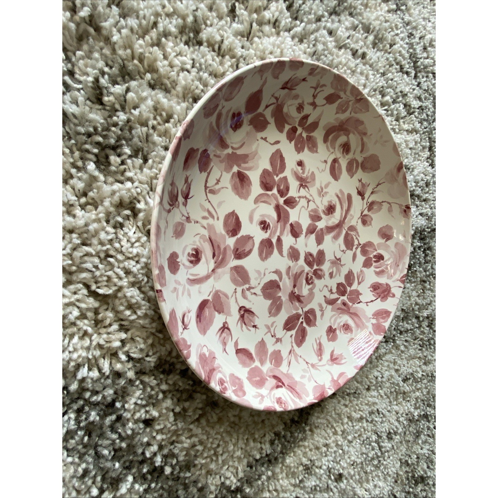 Spode Red Roses & Leaves Pasta Serving Bowl Pattern