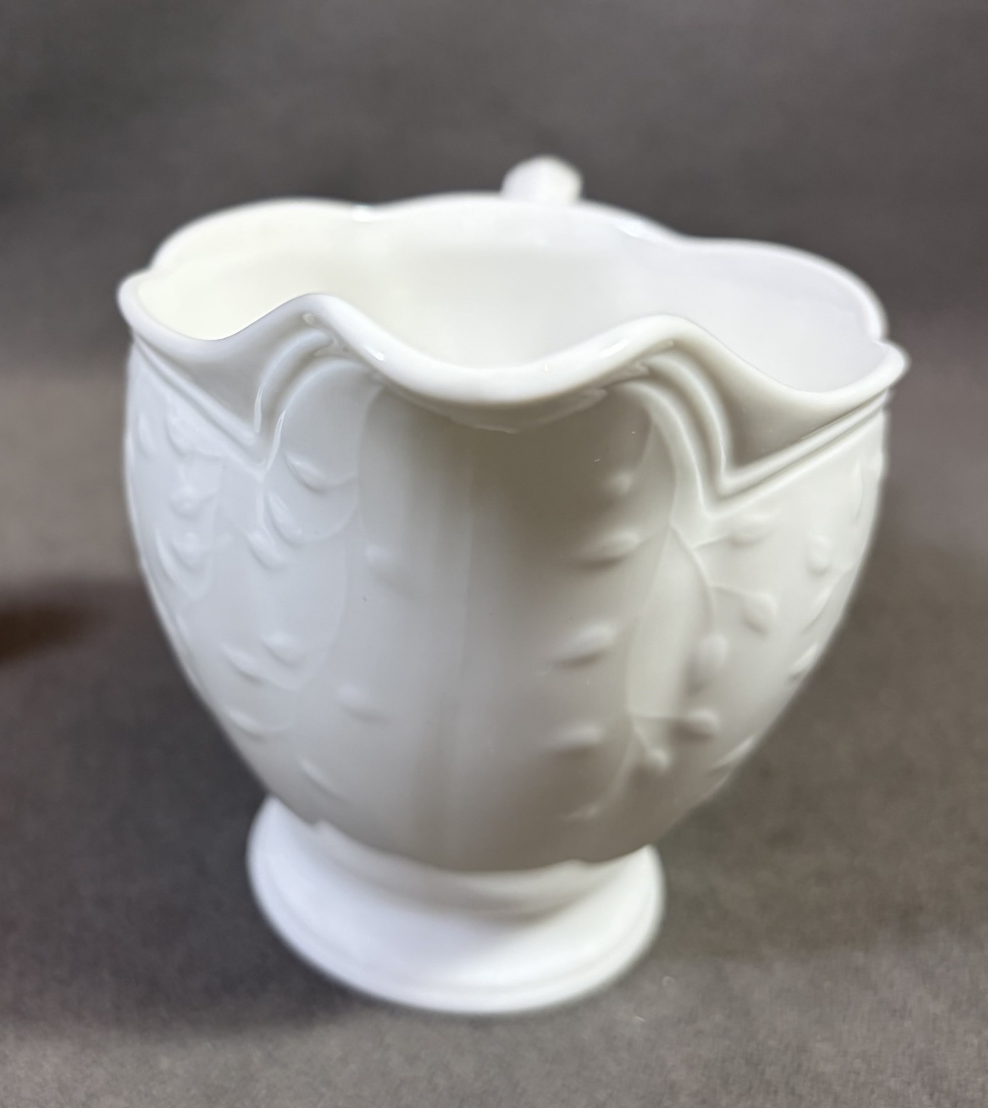 LENOX BUTTERFLY MEADOW CLOUD CREAMER AND SUGAR BOWL WITH LID