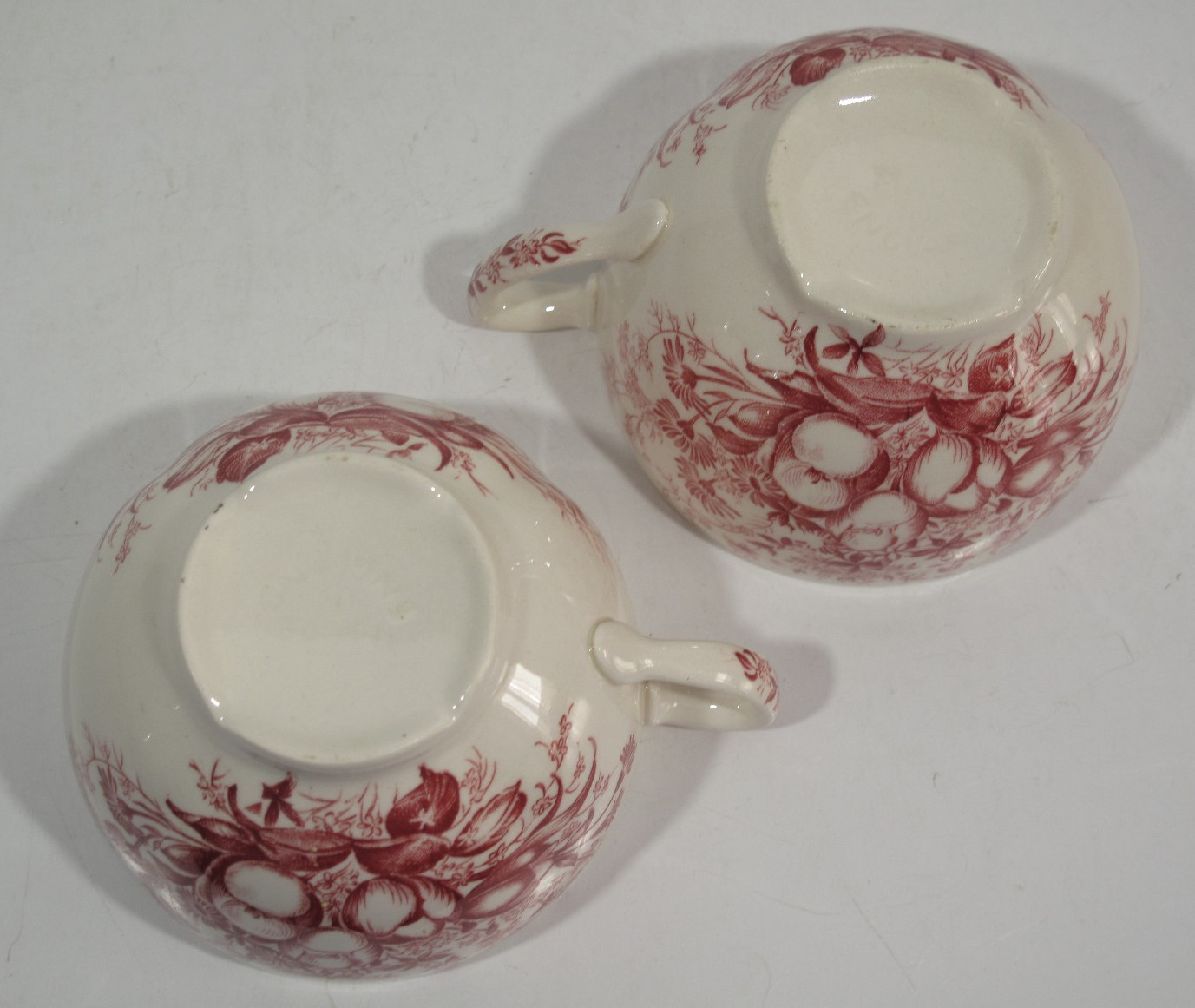 VTG Windsor Ware 16 Pieces Dover RED Pattern Johnson Bros. England Serving for 4