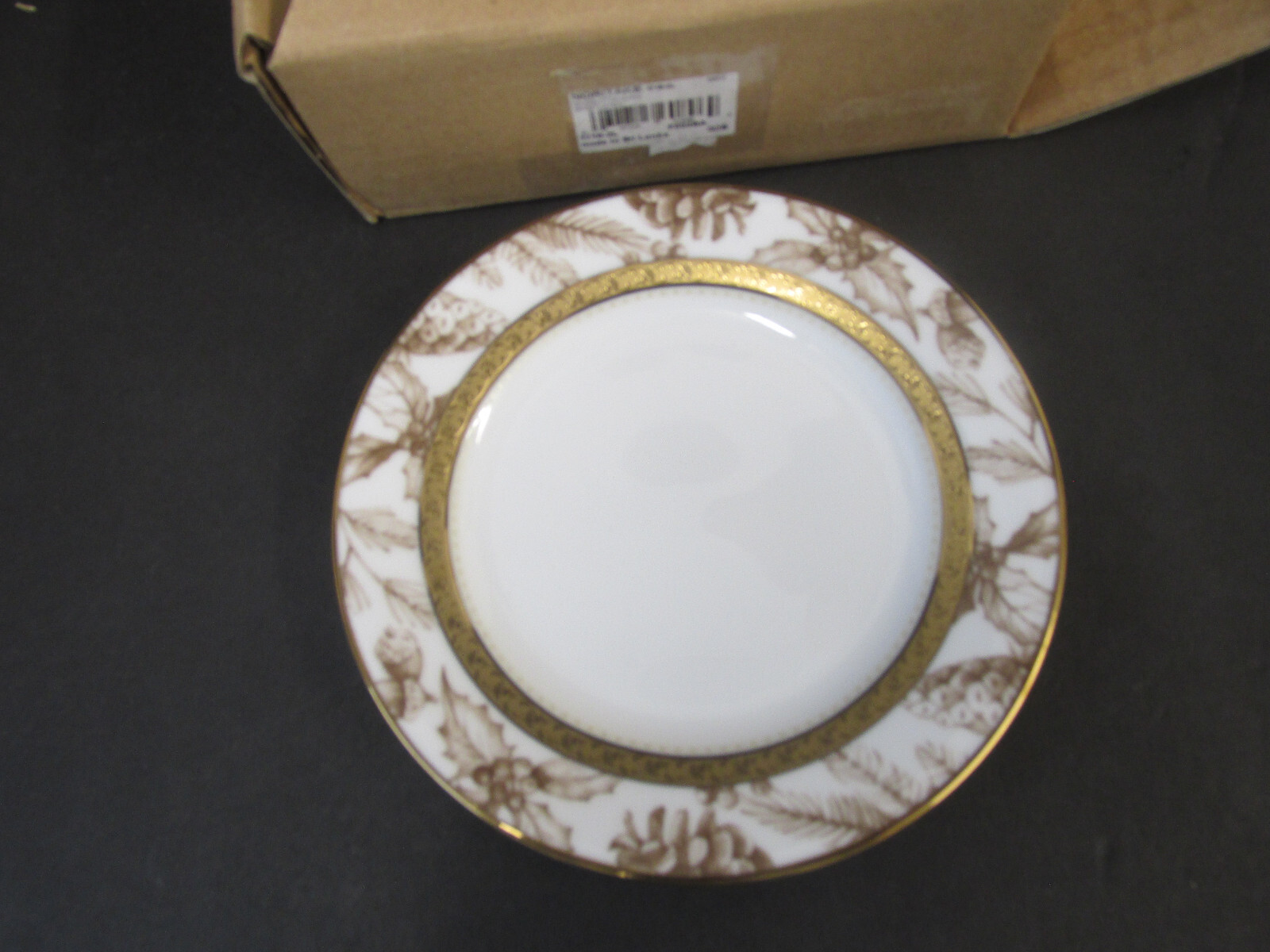 NORITAKE CHARLOTTA GOLD 1716 PATTERN FOUR ACCENT PLATES 6- 3/8 INCHES