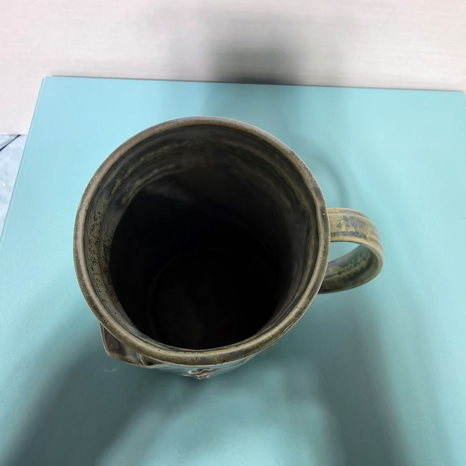 Beta Diseno Hand made pottery studio art mug Golf Bag Spain vtg green glaze