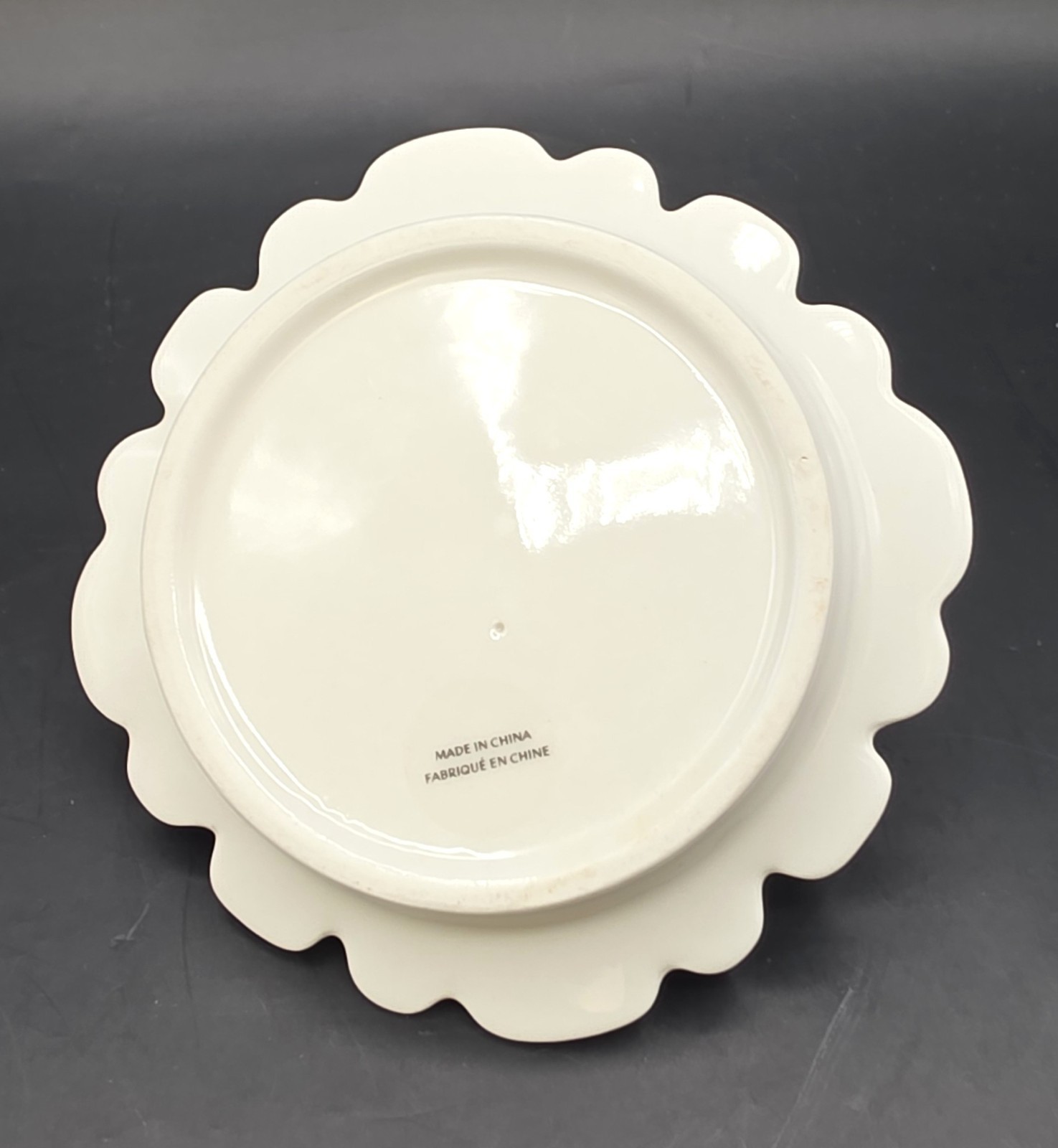 VTG White Ceramic Bunny Ring Dish Trinket Tray Easter Scalloped Edge Decor