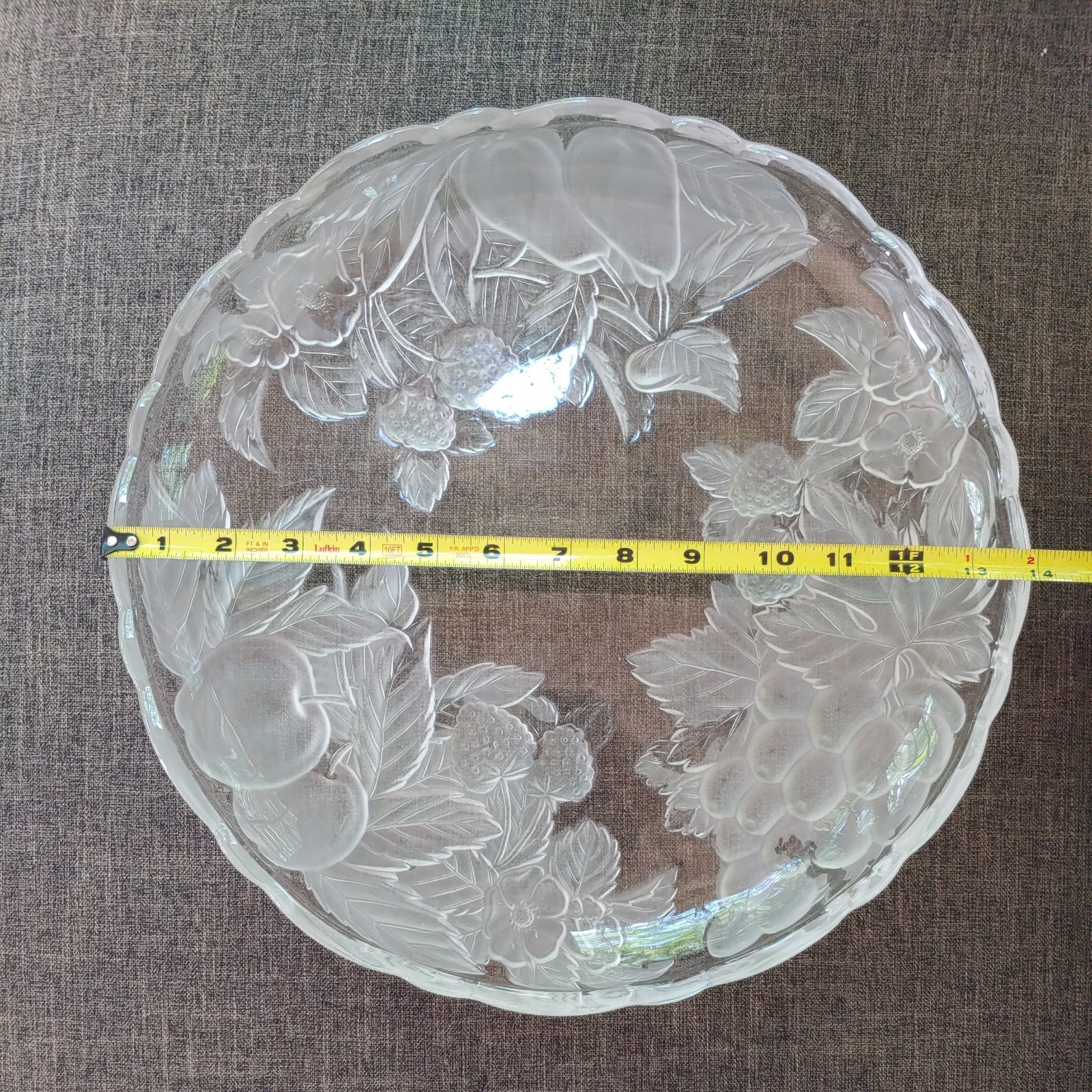 Vintage 14” Berries & Grapes Serving Platter Clear & Frosted