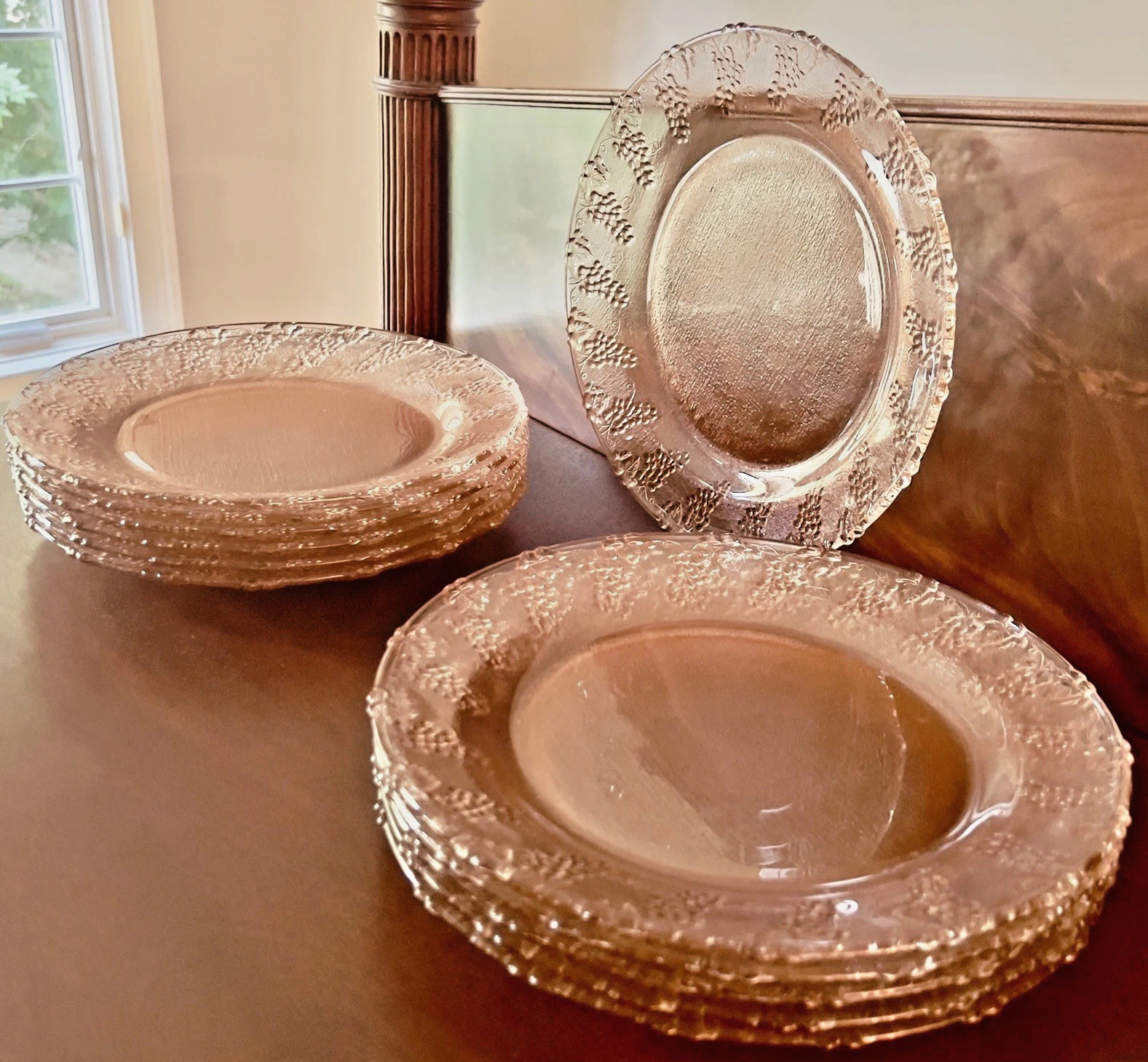 Vintage KIG Indonesia Pink Blush Glass Set of 6 Dinner Plates 10″ Harvest Grape