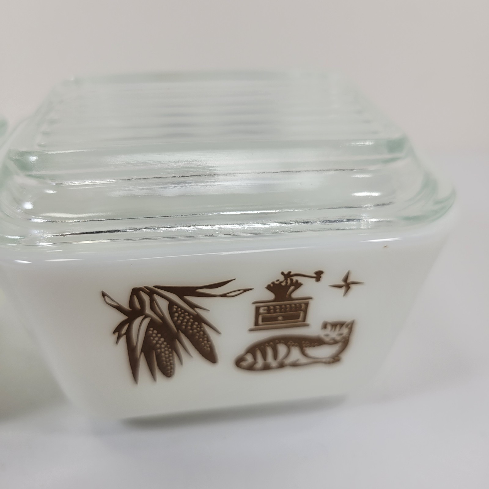 Vintage Pyrex Early American Pattern Refrigerator Set 3 Dishes w/Lids 501 & 502