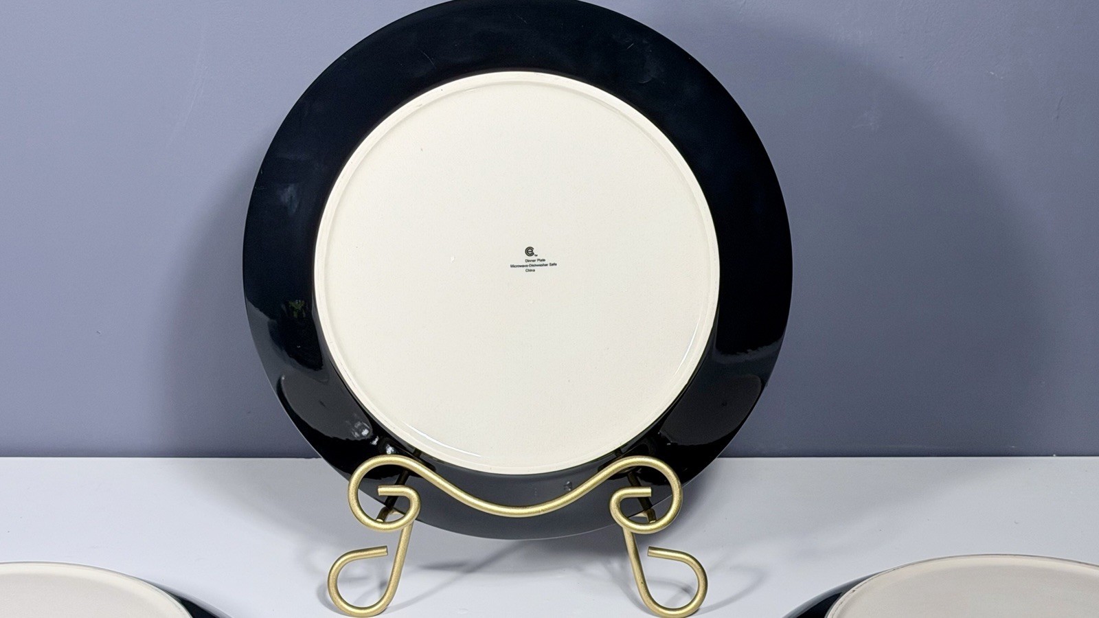 Set of 4 Certified International Black White Floral Dinner Plates 10.5”