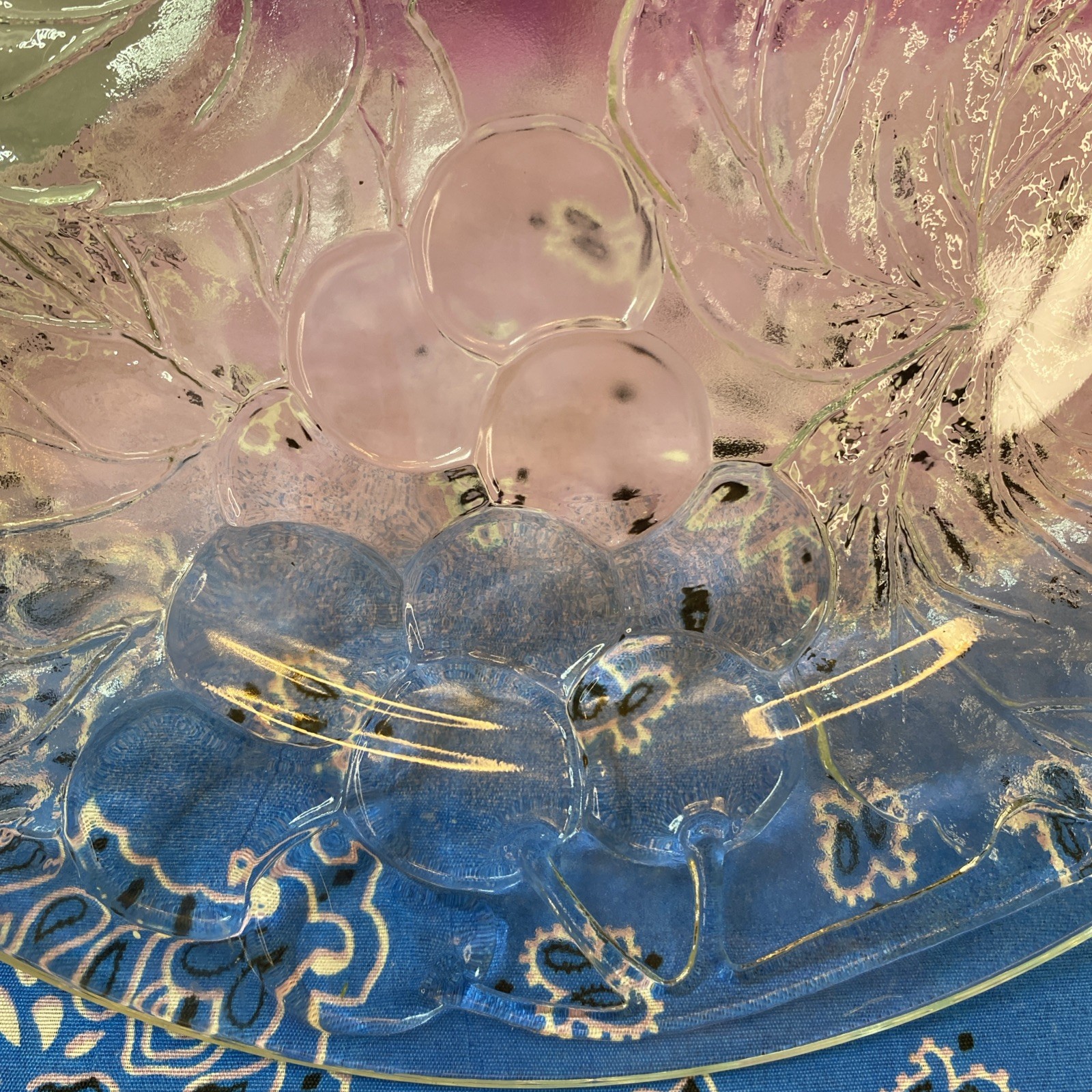 Serving platter, raised grape clusters with leaves 13″ Round Vintage