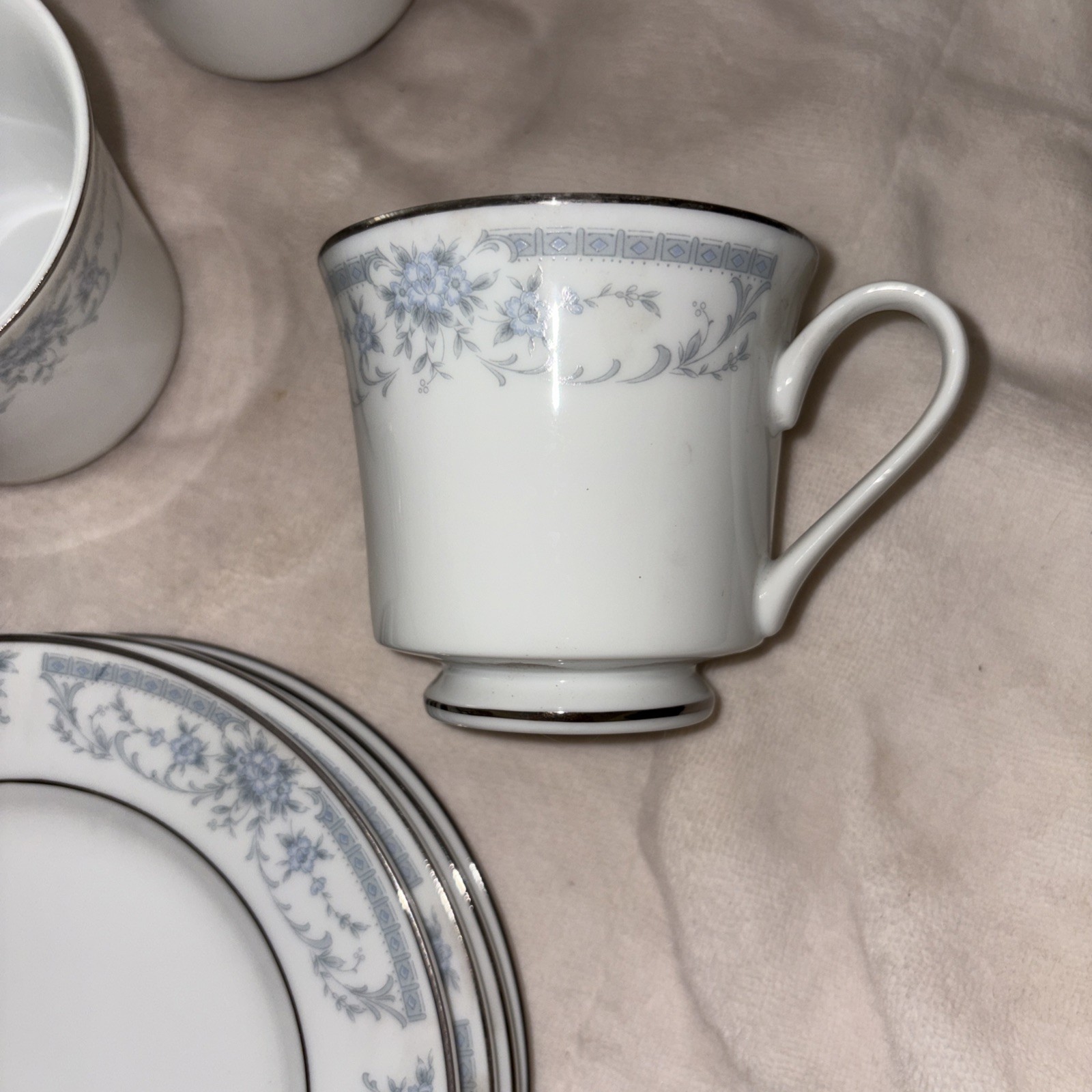 New 16 Piece SHEFFIELD Blue Whisper China | Dinner Plate/Cup/Saucer/Dessert