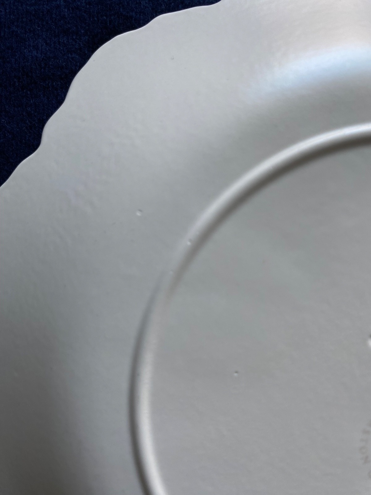 WEDGWOOD Etruria Barlaston LEAF Salad Plates SET OF 11 Matte White