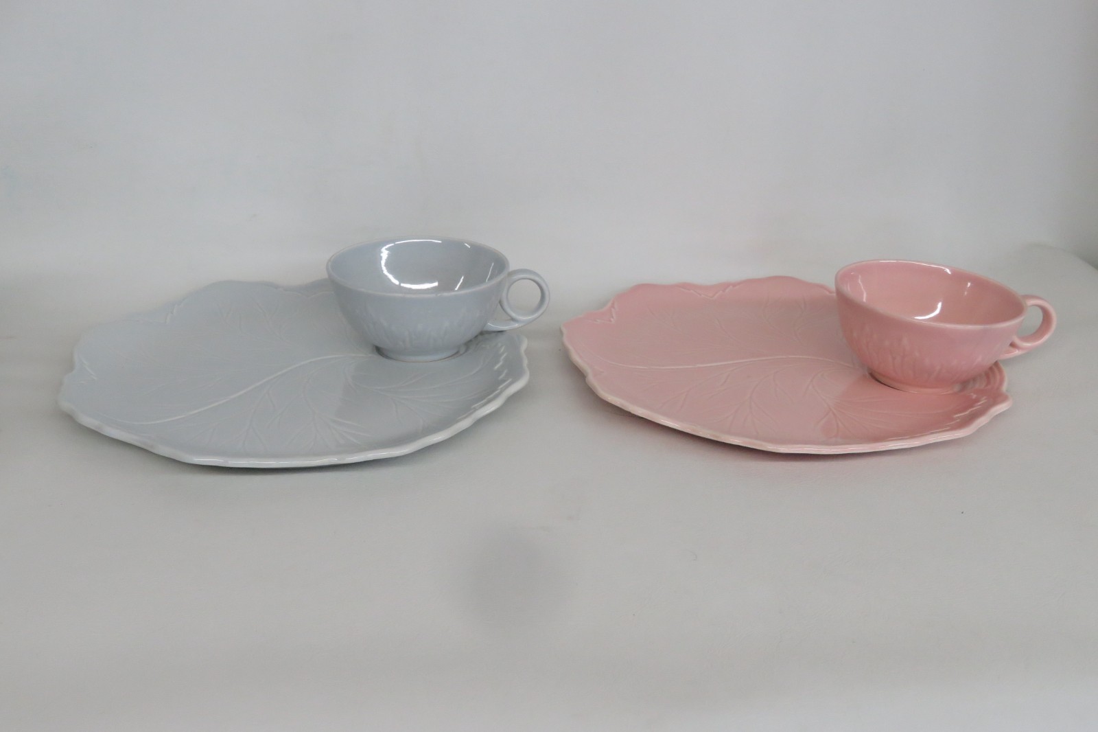Taylor Smith Taylor Leaf Fantasy Ceramic Set of 15 Tea Cups and Plates 4906B