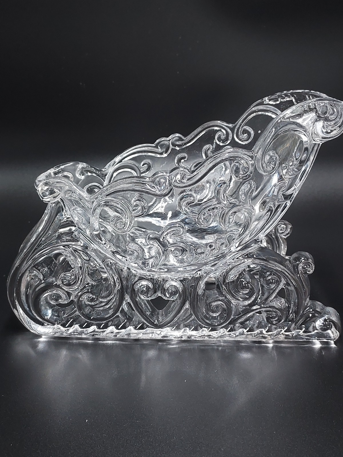 Fifth Avenue Crystal Clear Glass Christmas Santa Sleigh Candy Dish…