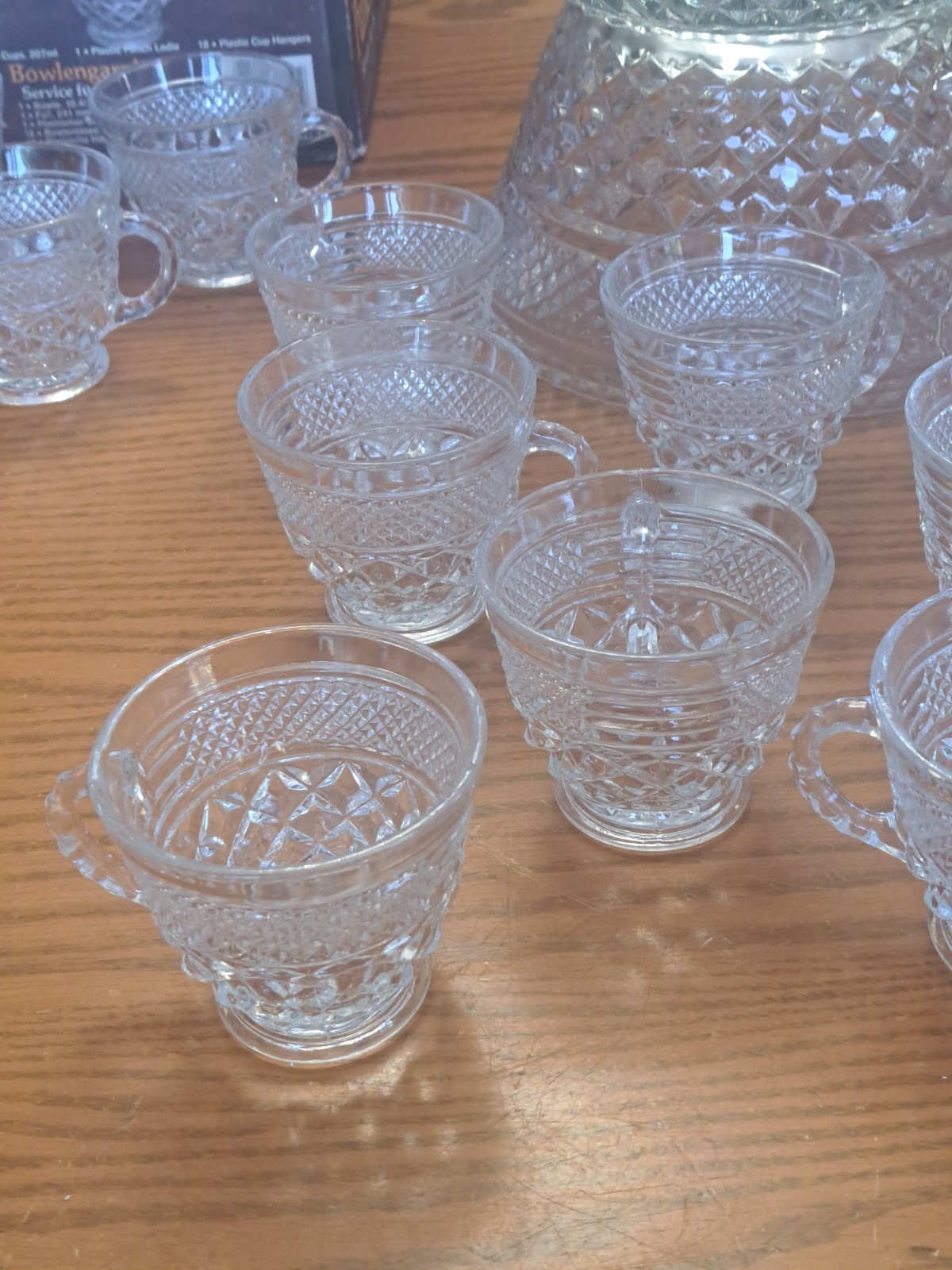 Anchor Hocking Vintage 21-Piece Wexford Pattern Punch Bowl Set Original Box