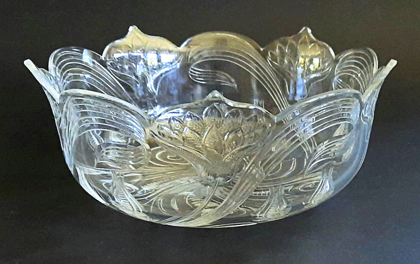 IMPORTANT ANTIQUE STEVENS & WILLIAMS CUT CRYSTAL FREDERICK CARDER BOWL