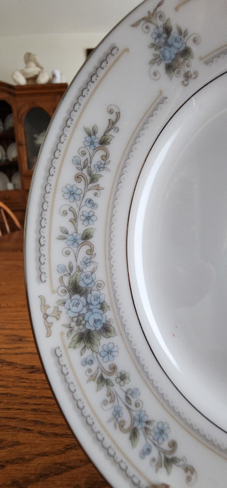 Elington Bread Dessert Plates 6 1/4″ (pairs) Wade Porcelain White Blue Platinum!