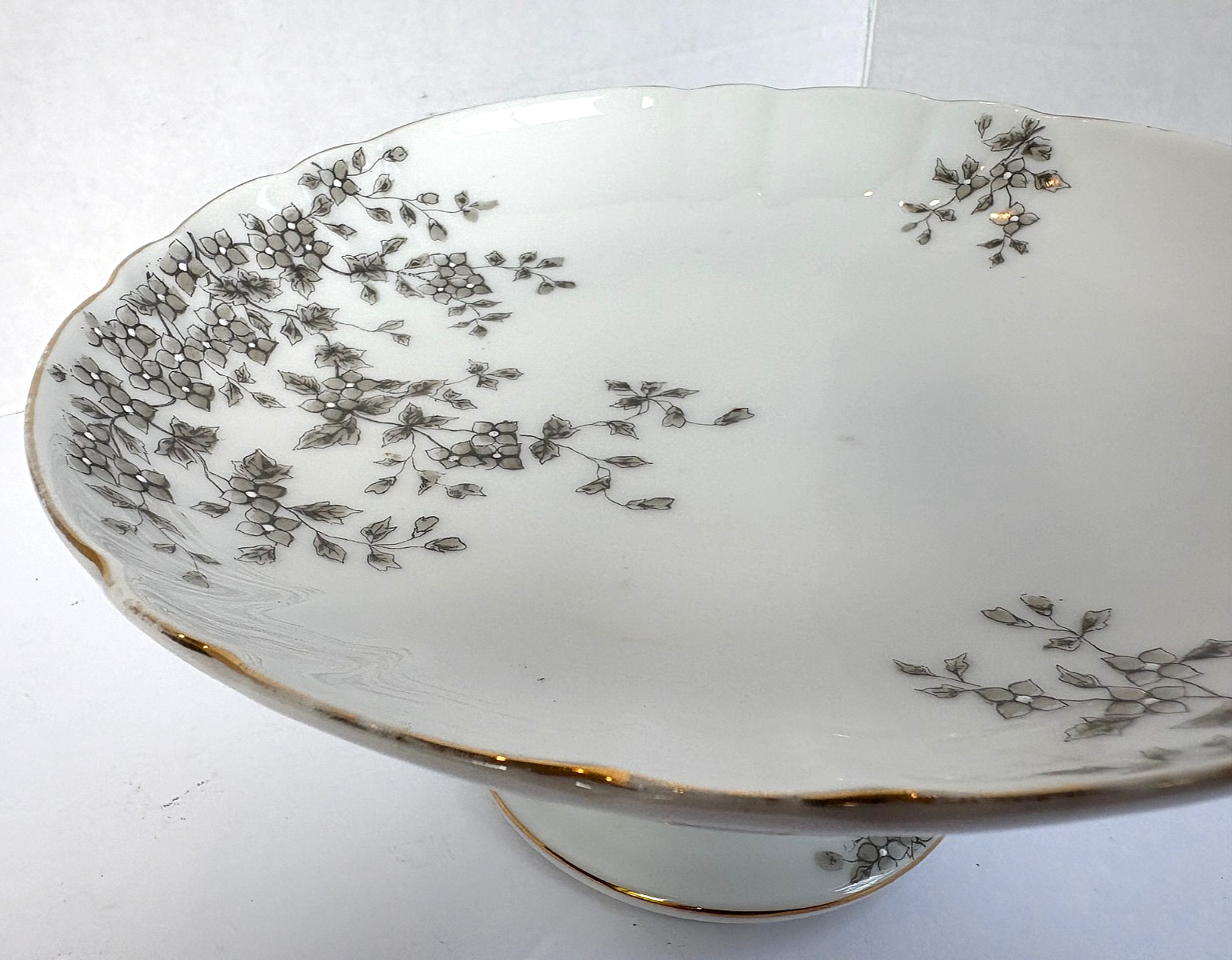 Vtg Carlsbad Austria AK Hand Painted Gray Floral Pedestal Bowl Gold Gilt 8.75″