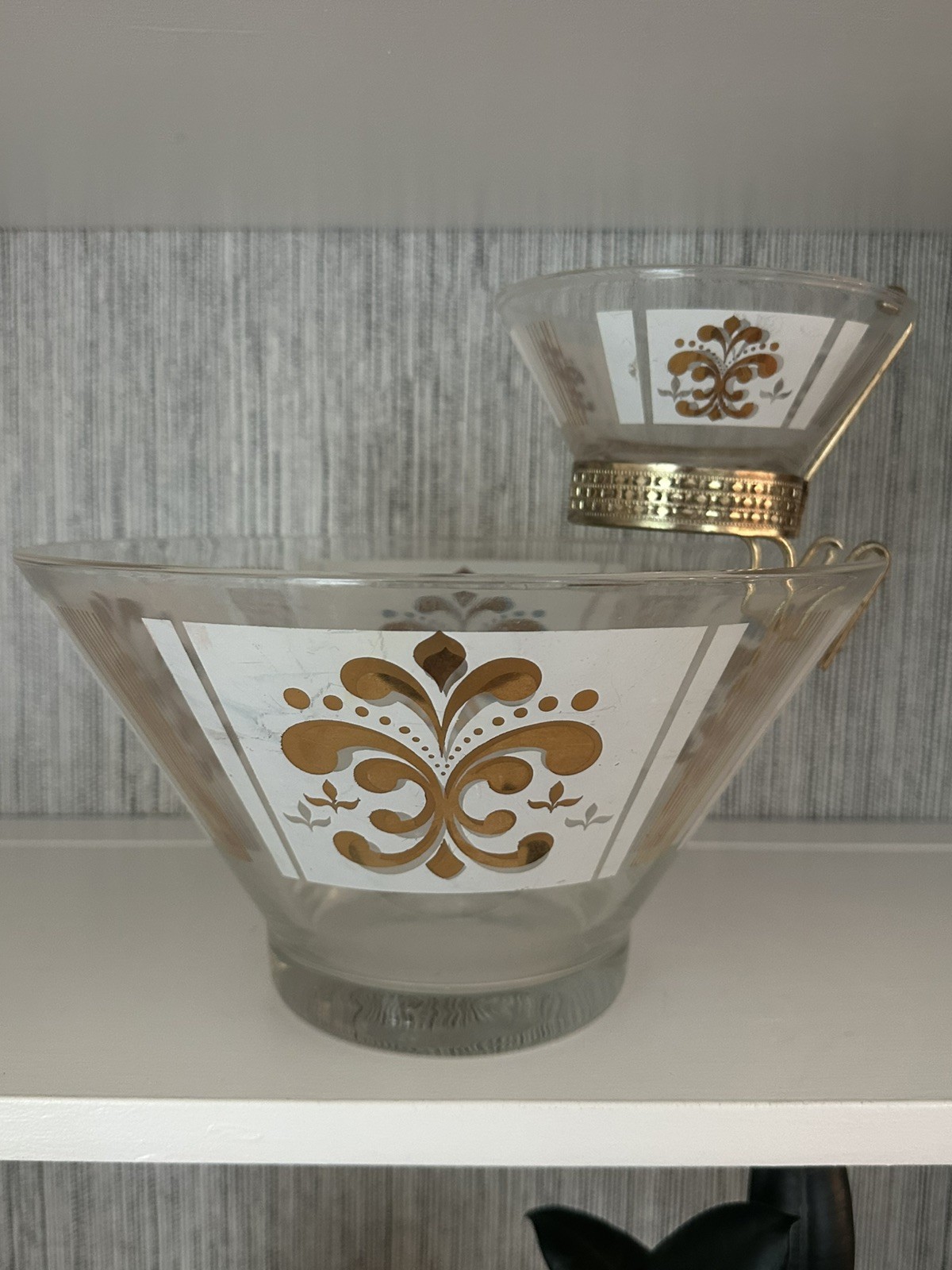 1960s MCM Vintage Vtg Anchor Hocking Fleur-de-Lis 2 piece chip dip set