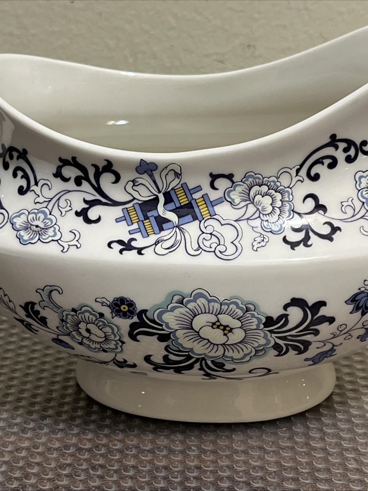Royal Doulton NANKIN Gravy Boat & Underplate – TC 1091