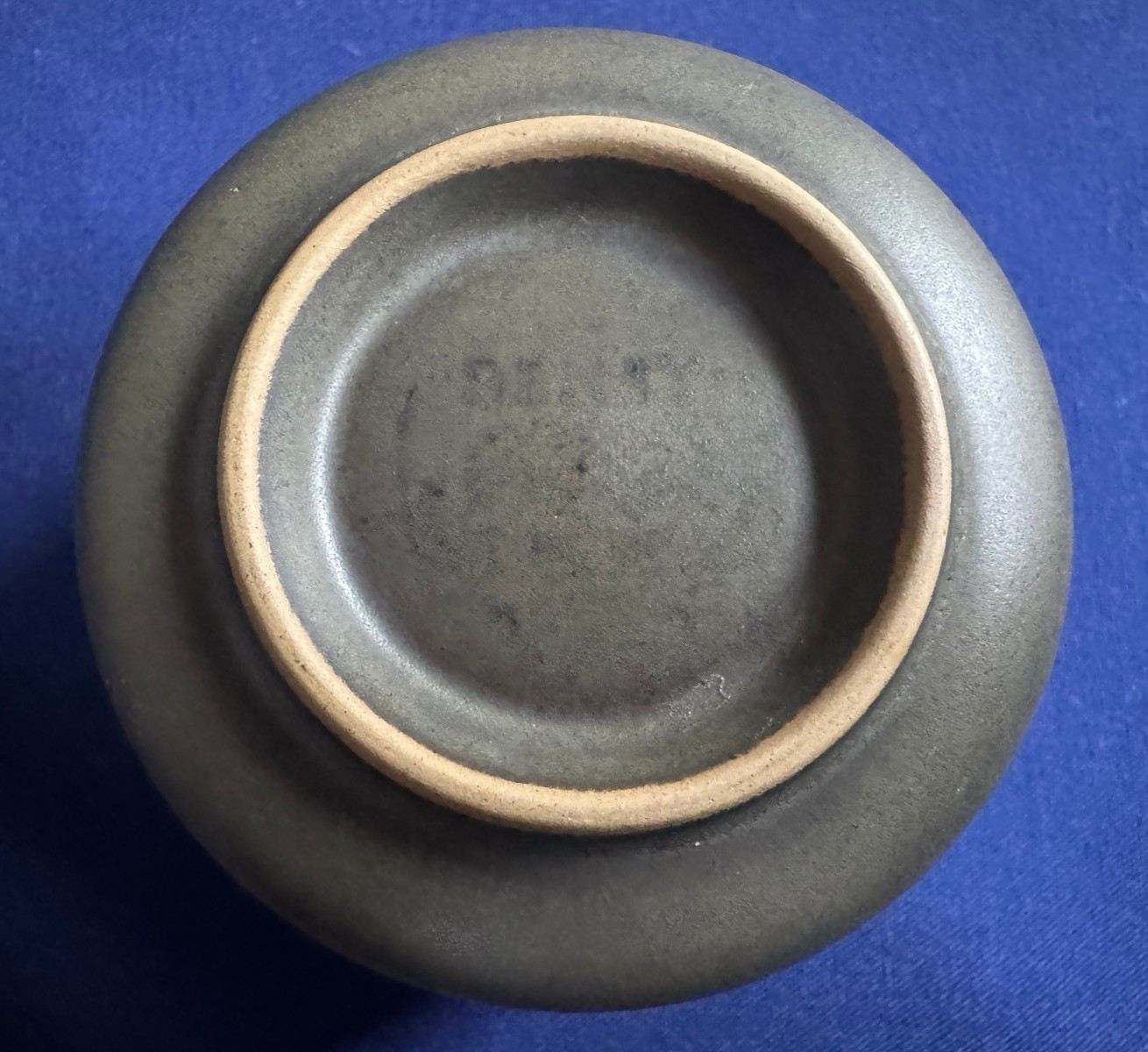 Denby Camelot Chevron Cream & Sugar • Olive Green • Sovereign Shape