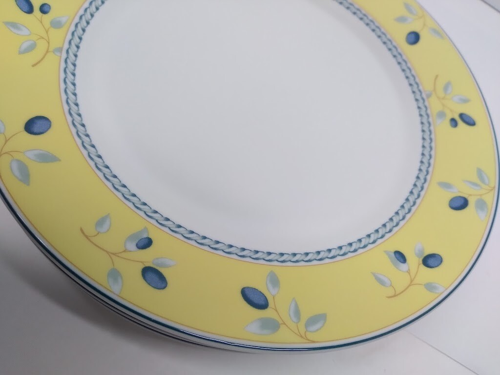 5X Royal Doulton BLUEBERRY Salas Plate 2005 Yellow & Cobalt Blue Set of Five