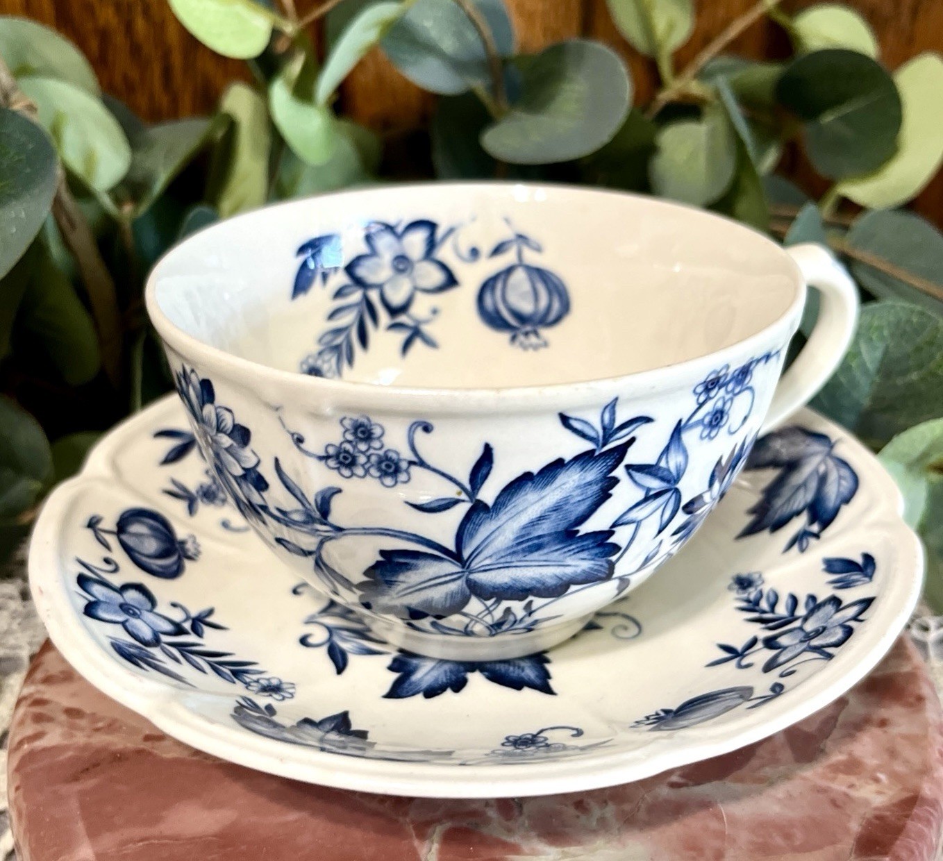 VTG Johnson Bros. England Windsor Ware Malvern Blue Teacup & Saucer Set – 2 Pair