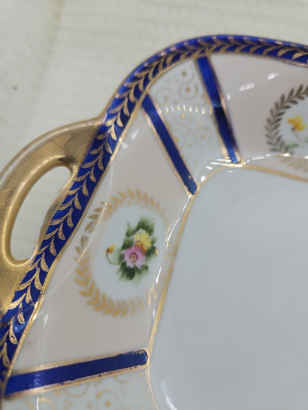 VTG Noritake Gold Cobalt Flower Pattern Handle Bowl 7x6x1 1/2 Inches Approx