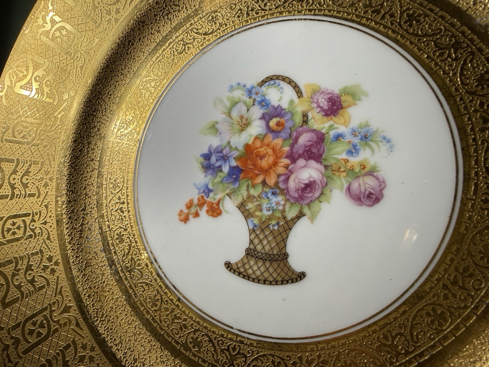 Vtg Gilt Cabinet Plates Set 2 Bavaria & Czechoslovakia Floral Porcelain 11”