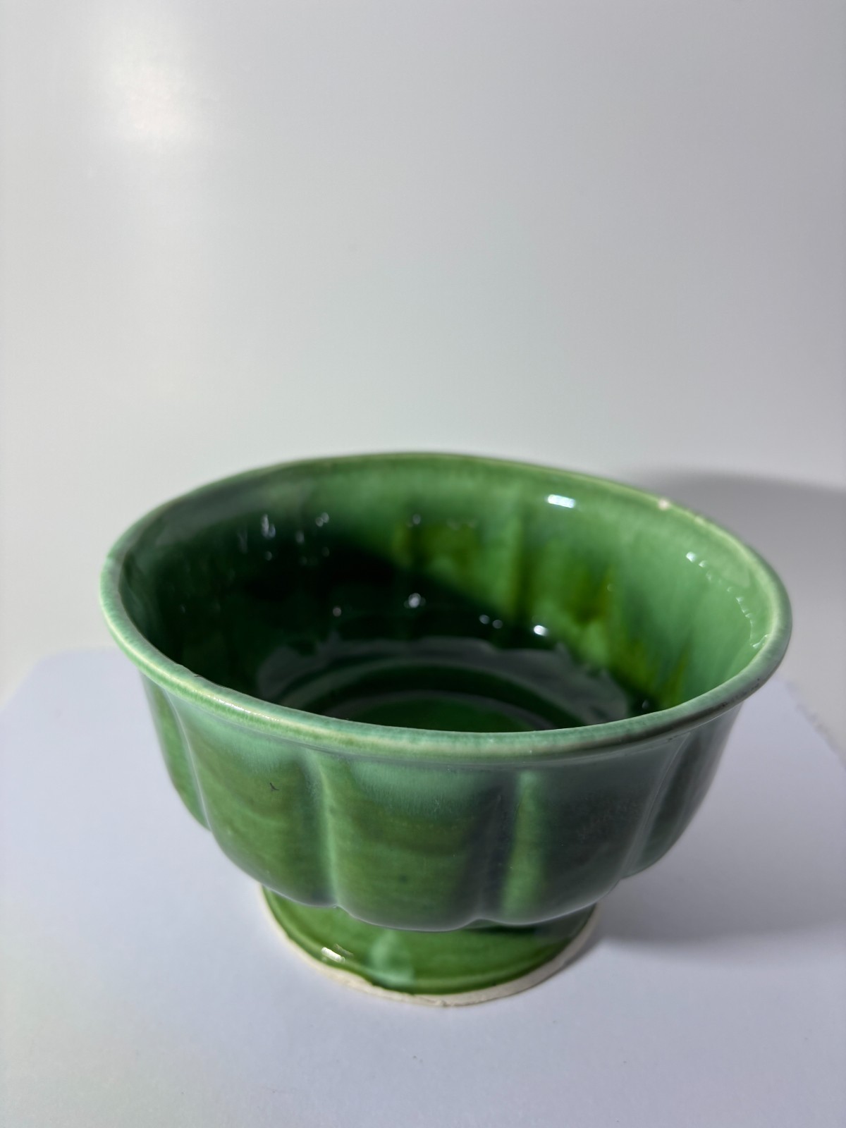 Vintage MCM Green Fluted Ceramic Pedestal Compote Bowl Footed Scallo