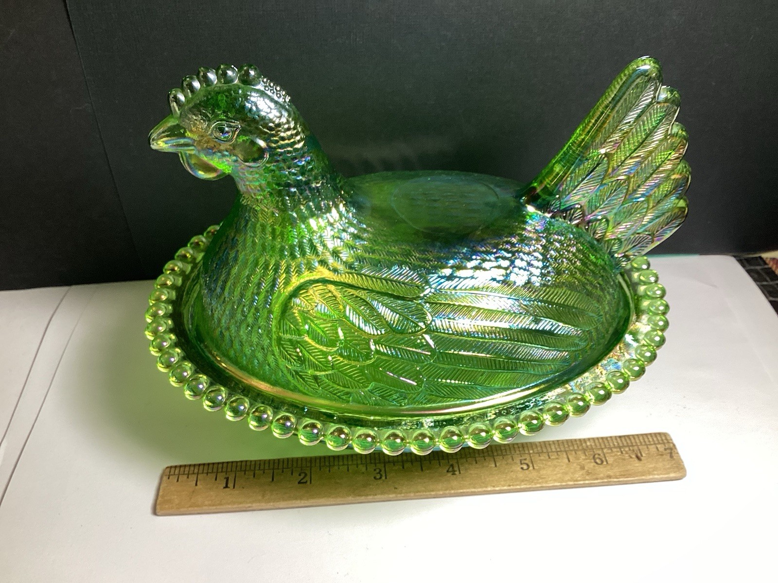 Indiana Glass Vintage Iridescent Lime Green Carnival Glass Hen On Nest A+ Cond.