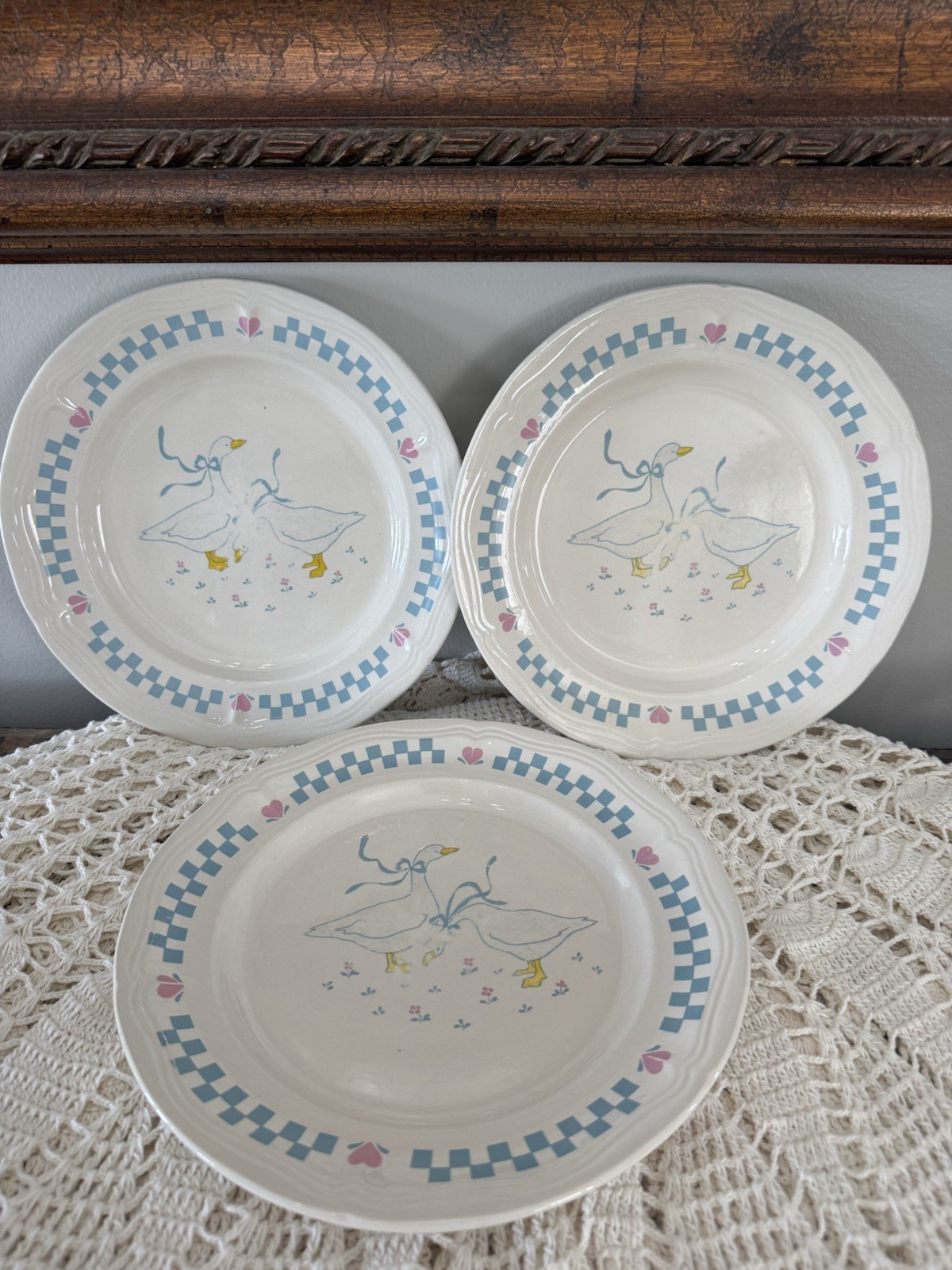 vintage Newcore 1988 stoneware dinner plates Goose Pattern Decoration Set Of 3